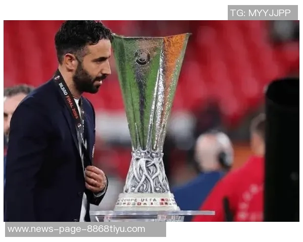 曼联高层认可阿莫林执教表现将于明夏着手补强中场位置 曼联高层认可阿莫林执教表现将于明夏着手补强中场位置