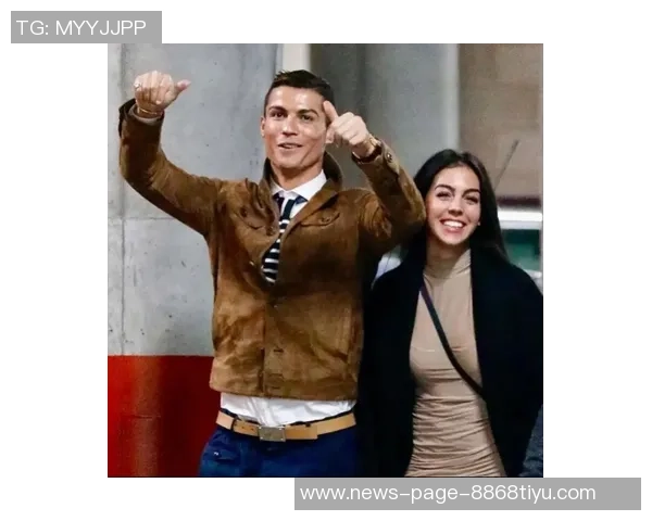 C罗为二女儿庆生送祝福偷穿乔治娜高跟鞋的趣味瞬间